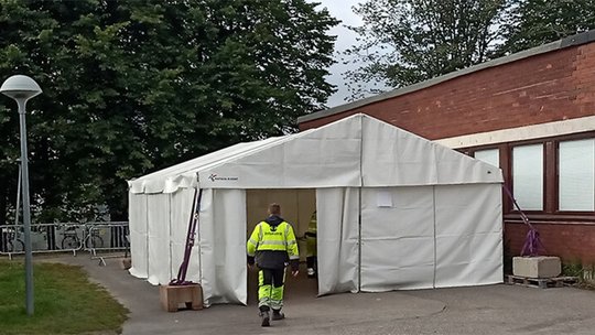 Kataja Eventin teltat ovat osaltaan olleet oivallinen ratkaisu, sanoo Yara Suomi Oy:n rakennuskunnossapidon päällikkö Olli Eskelinen.